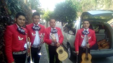 CONTRATACIÓN DE MARIACHIS